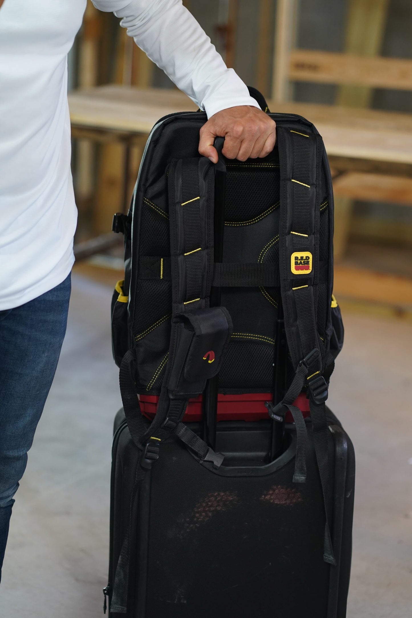 MagnoGrip RED Base Pro Tool Backpack